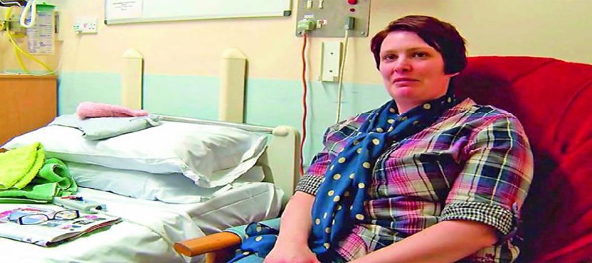 British woman donates kidney just by seeing Facebook post